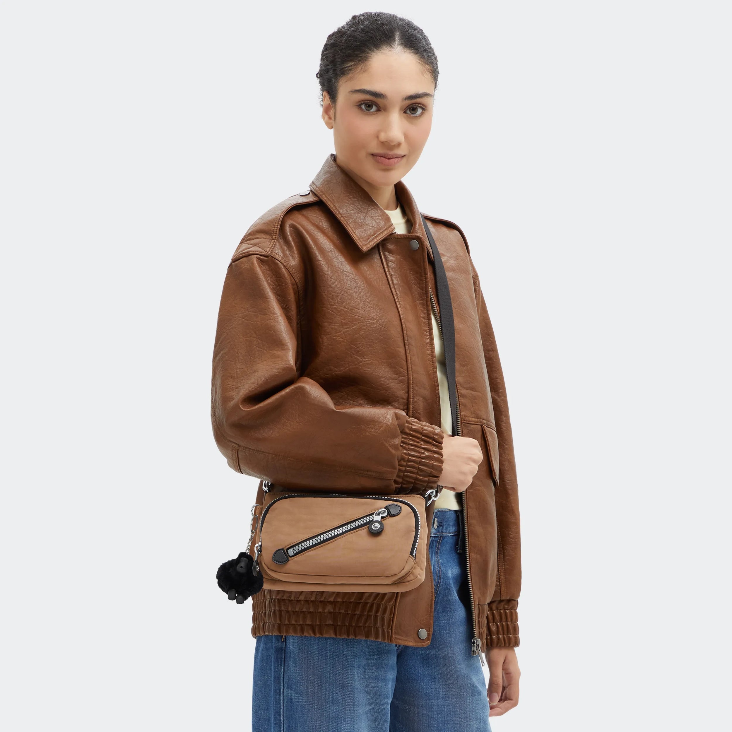 New Milos Shoulder Bag - Image 9